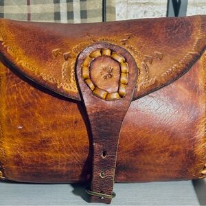 Cueros Marcela Argentina Artisan Bag – Excellent Condition – Tooled Aztec Motif